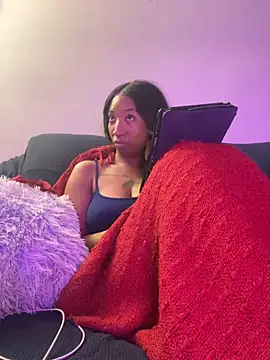 Iceblanca online show from November 2025 03:41:01 AM