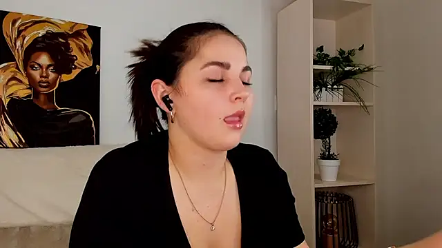 Talla a online show from February 2025 05:28:01 PM