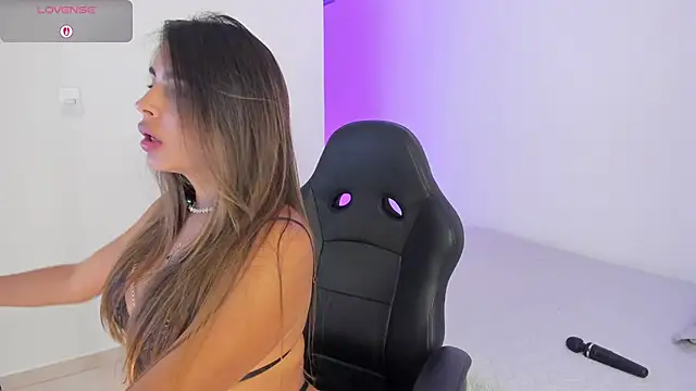 AnitaHaywood  online show from October 2025 09:33:01 PM