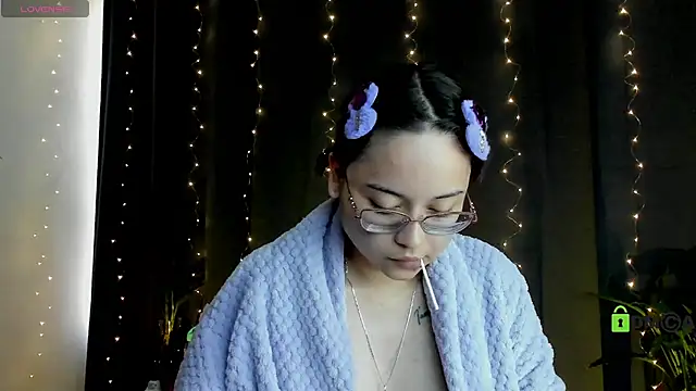 shantalc3rezo online show from February 2025 10:32:02 PM