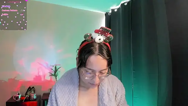 shantalc3rezo online show from December 2025 07:21:01 PM