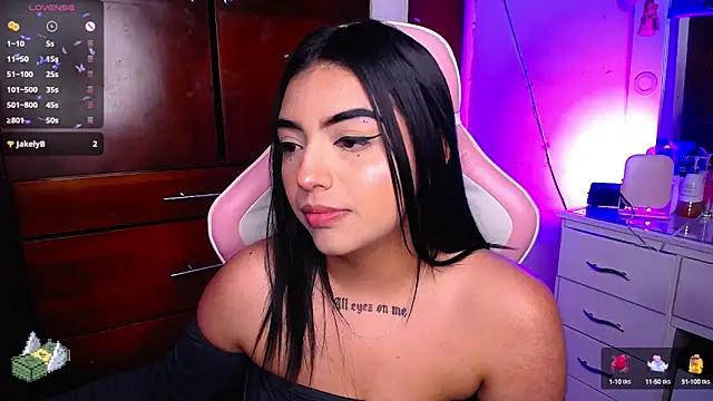 Snapshot of eva_six chatting on January 2025 09:33:01 PM eva six online show from January 2025 09:33:01 PM