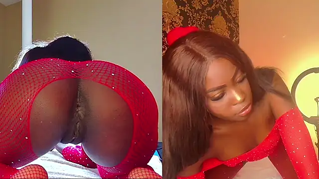 NaiaGils online show from February 2025 06:05:01 PM