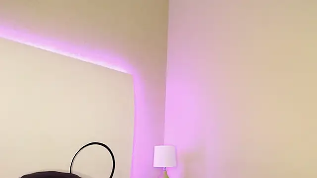 NaiaGils online show from March 2025 05:24:02 PM