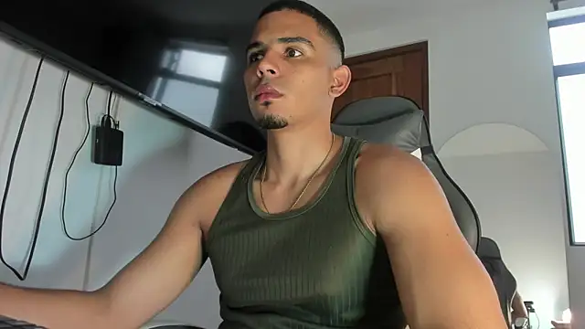 Snapshot of joss_111 chatting on November 2025 12:38:01 PM joss 111 online show from November 2025 12:38:01 PM