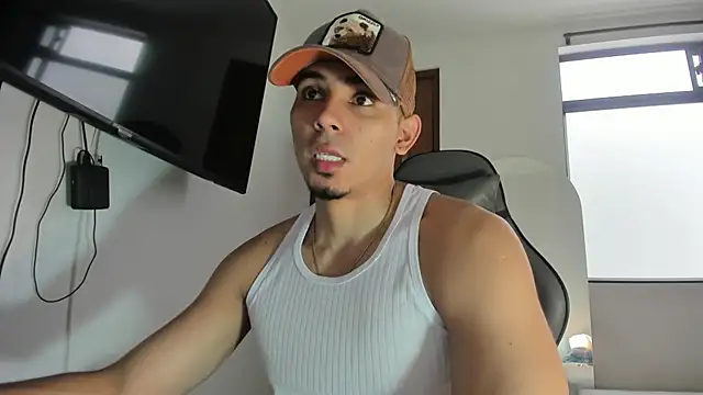 Snapshot of joss_111 chatting on February 2026 02:40:02 PM joss 111 online show from February 2026 02:40:02 PM