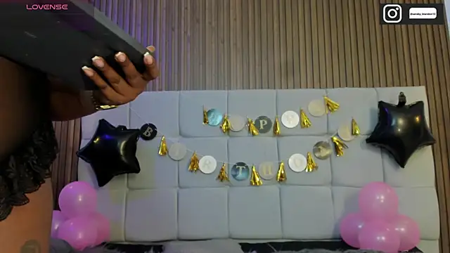 Snapshot of Saravy_Blandon chatting on December 2025 11:39:02 AM Saravy Blandon online show from December 2025 11:39:02 AM