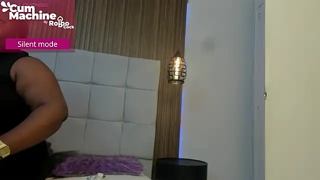 Snapshot of Saravy_Blandon chatting on March 2026 11:01:02 AM Saravy Blandon online show from March 2026 11:01:02 AM