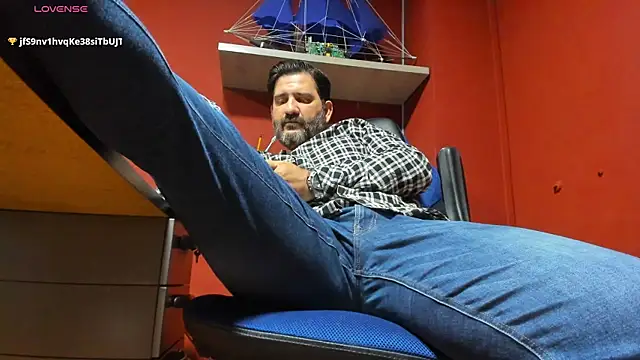 Maxi TheBigDaddy online show from March 2025 03:10:02 PM