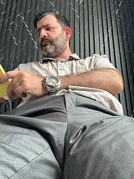 Maxi TheBigDaddy online show from July 2026 02:54:01 PM