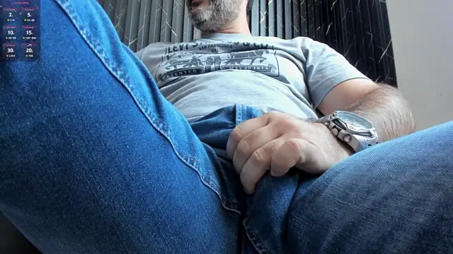Maxi TheBigDaddy online show from July 2026 03:21:02 PM