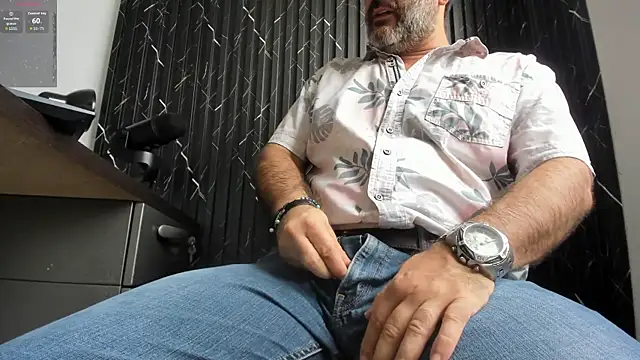Maxi TheBigDaddy online show from July 2026 02:49:02 PM