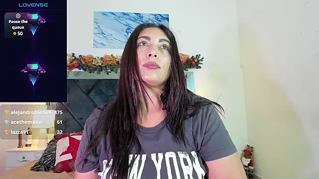 Lauralove 69 online show from December 2024 01:53:02 AM