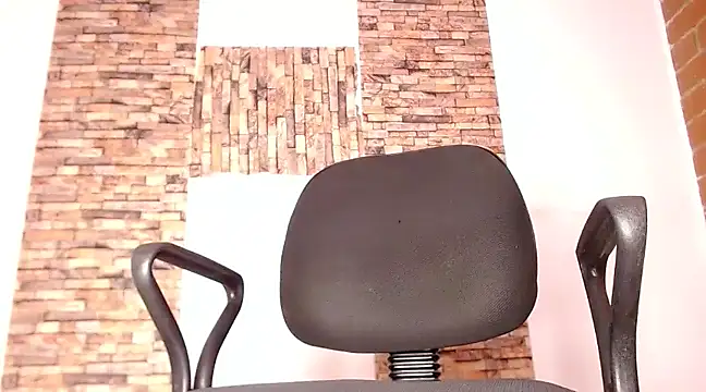 Snapshot of ammy_Ger1 chatting on January 2025 05:05:01 PM ammy Ger1 online show from January 2025 05:05:01 PM