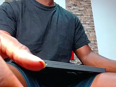 ammy Ger1 online show from October 2025 01:30:02 AM