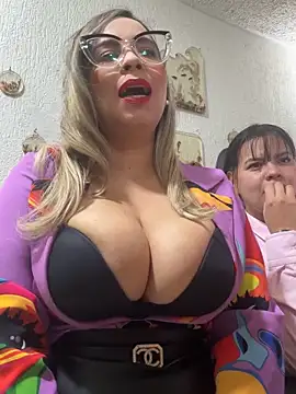 jademoomsm online show from March 2026 11:33:01 PM