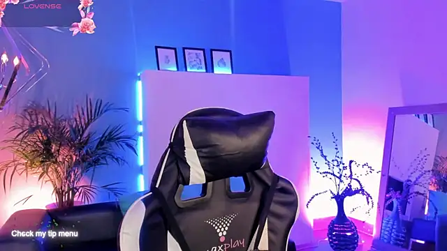 Megan inked online show from November 2025 02:50:02 AM