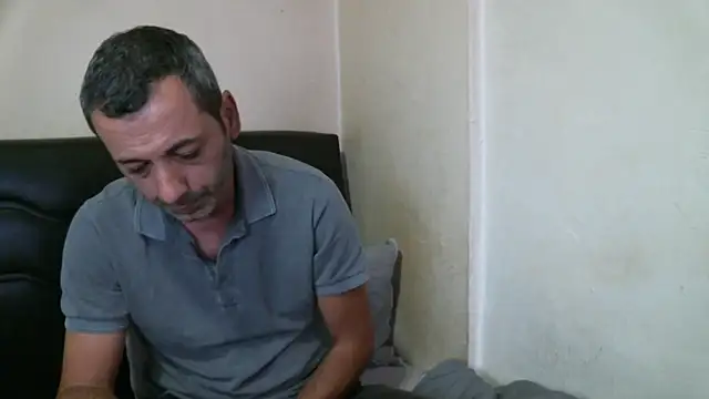 Snapshot of Rator_2 chatting on October 2025 01:53:01 PM Rator 2 online show from October 2025 01:53:01 PM