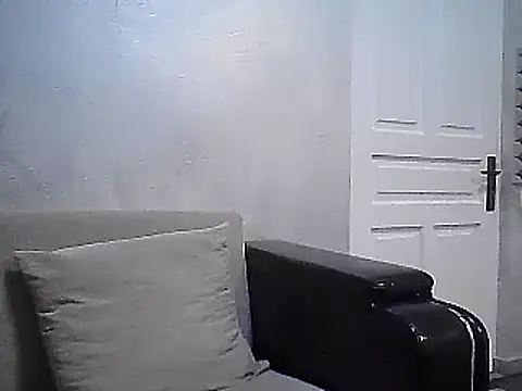 Snapshot of WildScorpio86 chatting on March 2025 05:37:01 PM WildScorpio86 online show from March 2025 05:37:01 PM