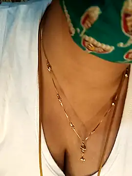 tuttifrutti17 online show from January 2025 05:47:02 PM