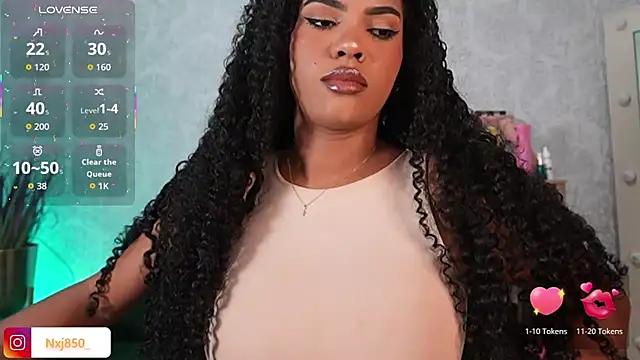 HOTBLACKANDWHITE2 online show from March 2026 02:37:01 AM