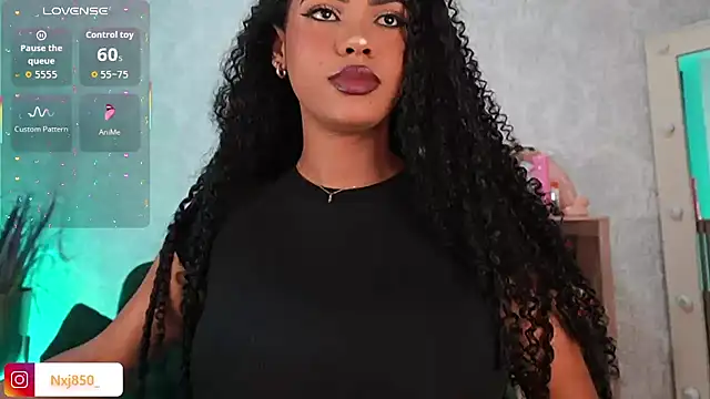 HOTBLACKANDWHITE2 online show from March 2026 02:49:02 AM