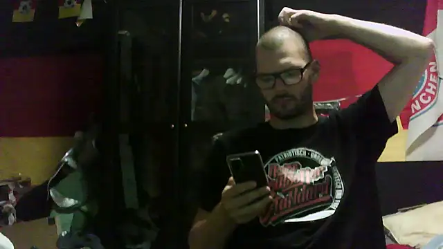 Die-geile-Sau online show from September 2025 07:04:01 PM