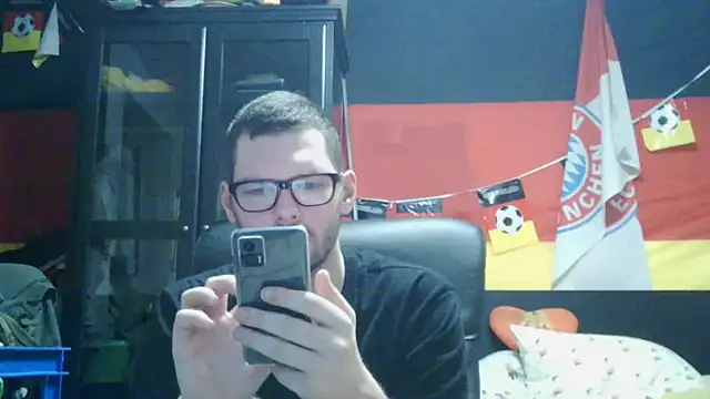 Die-geile-Sau online show from February 2026 09:32:01 PM