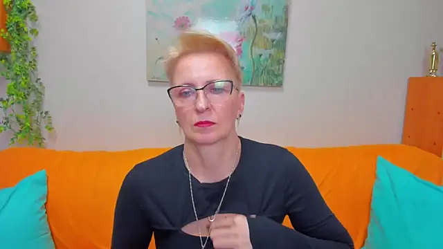 Snapshot of iamyourdream89 chatting on February 2026 02:44:01 PM iamyourdream89 online show from February 2026 02:44:01 PM