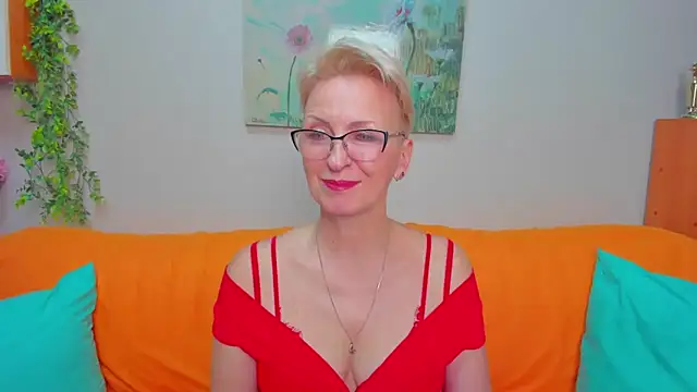 Snapshot of iamyourdream89 chatting on February 2026 12:11:01 PM iamyourdream89 online show from February 2026 12:11:01 PM