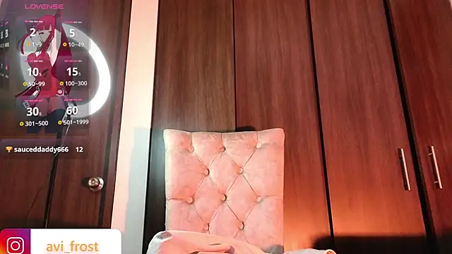 Snapshot of avi_frost chatting on September 2025 07:52:02 AM avi frost online show from September 2025 07:52:02 AM