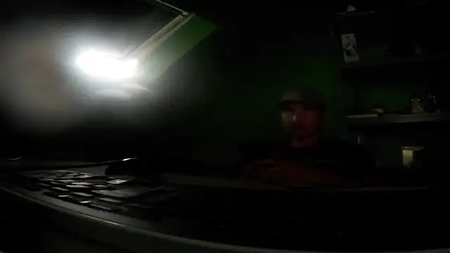 Snapshot of capoloveu chatting on September 2025 05:13:01 PM capoloveu online show from September 2025 05:13:01 PM