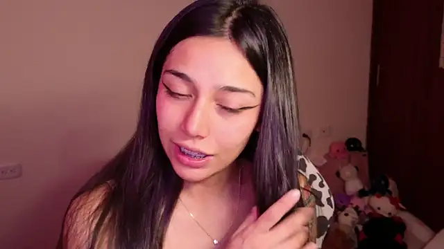 amber yull online show from July 2026 03:43:01 PM