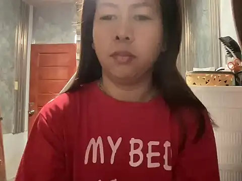 Snapshot of UrLove_Marga chatting on June 2026 10:37:01 PM UrLove Marga online show from June 2026 10:37:01 PM