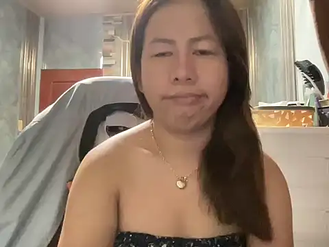 Snapshot of UrLove_Marga chatting on July 2026 09:58:02 PM UrLove Marga online show from July 2026 09:58:02 PM