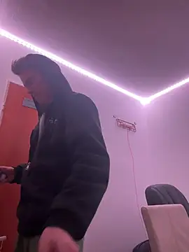 Snapshot of Toyjungee chatting on December 2024 05:52:02 PM Toyjungee online show from December 2024 05:52:02 PM