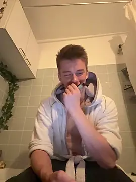 Snapshot of Toyjungee chatting on October 2025 09:02:01 PM Toyjungee online show from October 2025 09:02:01 PM