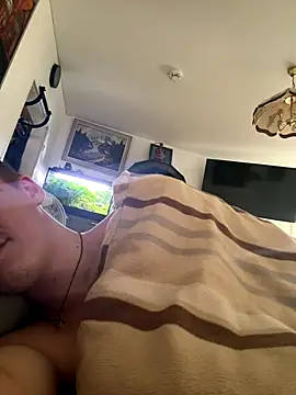 Snapshot of Toyjungee chatting on October 2025 08:44:01 AM Toyjungee online show from October 2025 08:44:01 AM