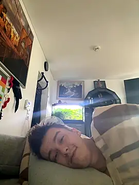 Snapshot of Toyjungee chatting on October 2025 09:26:02 AM Toyjungee online show from October 2025 09:26:02 AM