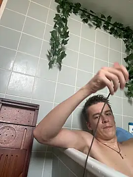 Snapshot of Toyjungee chatting on November 2025 02:27:01 PM Toyjungee online show from November 2025 02:27:01 PM