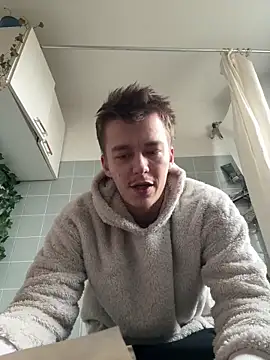 Snapshot of Toyjungee chatting on February 2026 12:33:02 PM Toyjungee online show from February 2026 12:33:02 PM