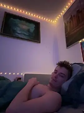 Snapshot of Toyjungee chatting on February 2026 12:32:01 AM Toyjungee online show from February 2026 12:32:01 AM