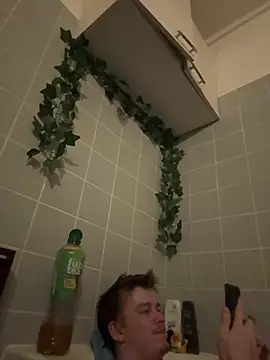 Snapshot of Toyjungee chatting on March 2026 07:05:01 PM Toyjungee online show from March 2026 07:05:01 PM