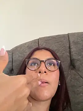 yourfavoritesbj online show from September 2025 10:03:02 PM