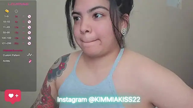 Snapshot of kimmiakiss22 chatting on February 2025 10:10:02 PM kimmiakiss22 online show from February 2025 10:10:02 PM