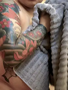 kimmiakiss22 online show from November 2025 07:24:01 PM