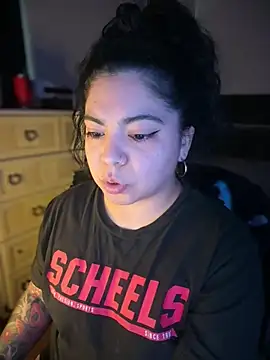 kimmiakiss22 online show from February 2026 08:49:02 PM