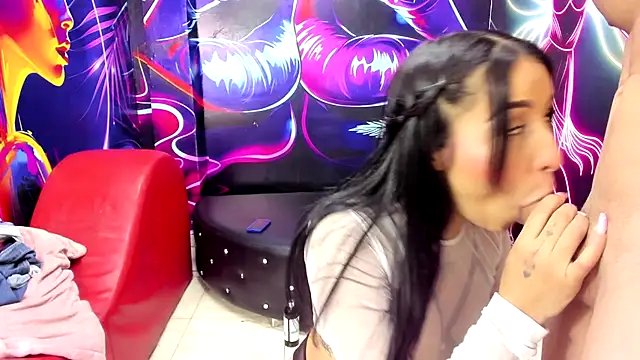 Snapshot of hot-threesome chatting on November 2025 03:22:01 PM hot-threesome online show from November 2025 03:22:01 PM