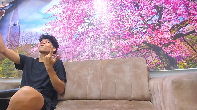 BvlgarVoyss online show from November 2025 06:30:01 PM