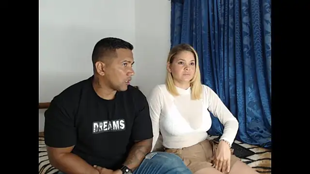 Snapshot of lover_1994 chatting on December 2024 11:17:02 AM lover 1994 online show from December 2024 11:17:02 AM